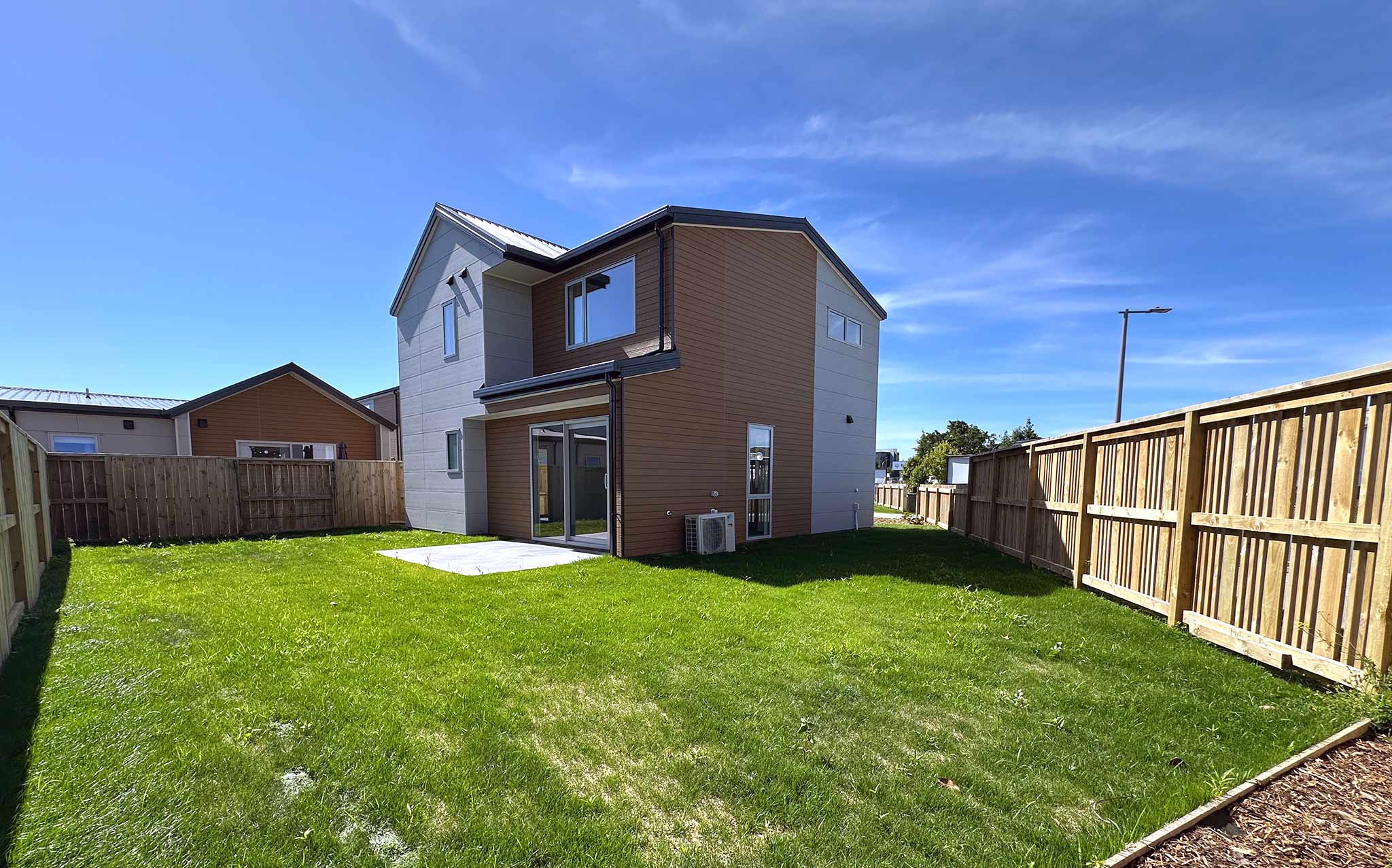 23 Quentin Drive – Three bed, 2.5 bath Hamilton home